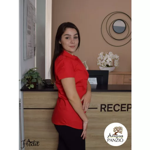 Piros, rövidujjú blúz